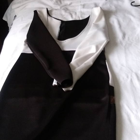 LOOKS - Picture 4 of 5